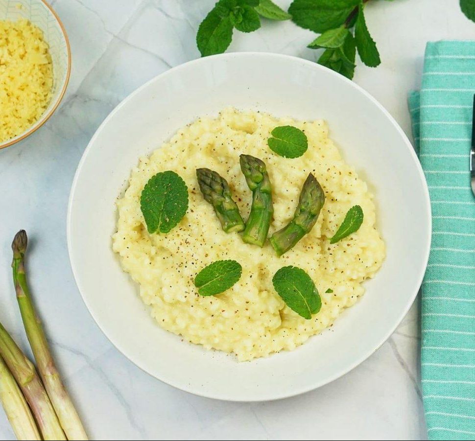 Risotto d’asperges parfumé à la menthe